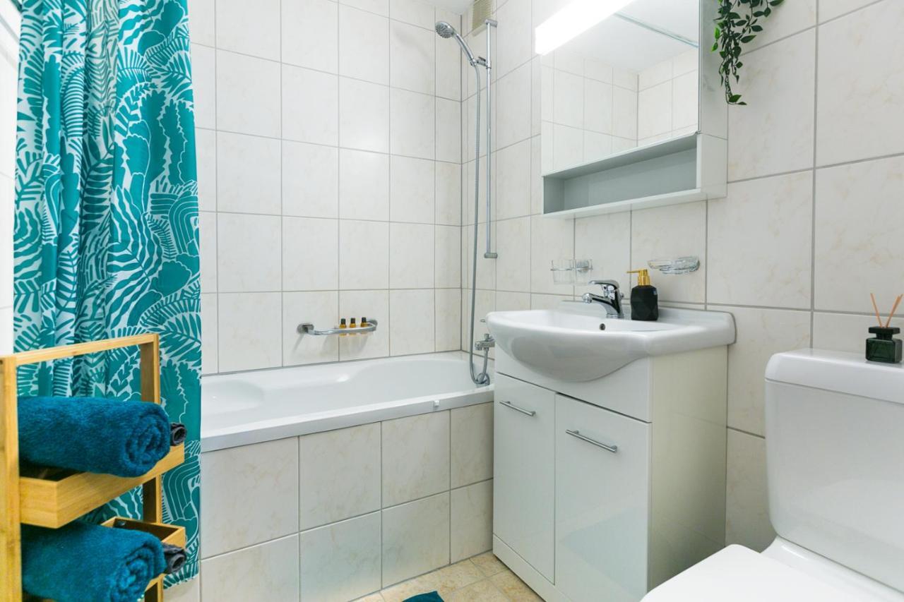 Spirit Apartments - Studio 1 - Kueche - Parkplatz Engelberg Esterno foto